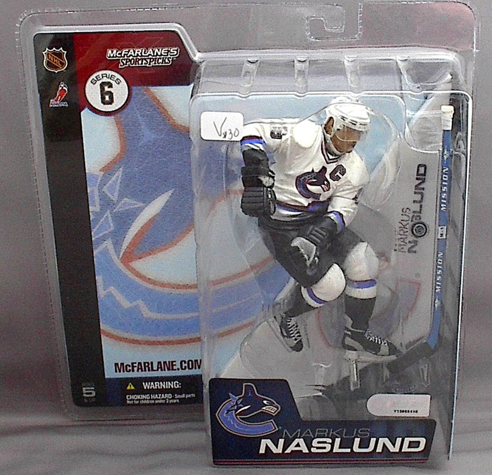 Markus Naslund NHL Series 6 McFarlane CHASE figure Vancouver Canuks