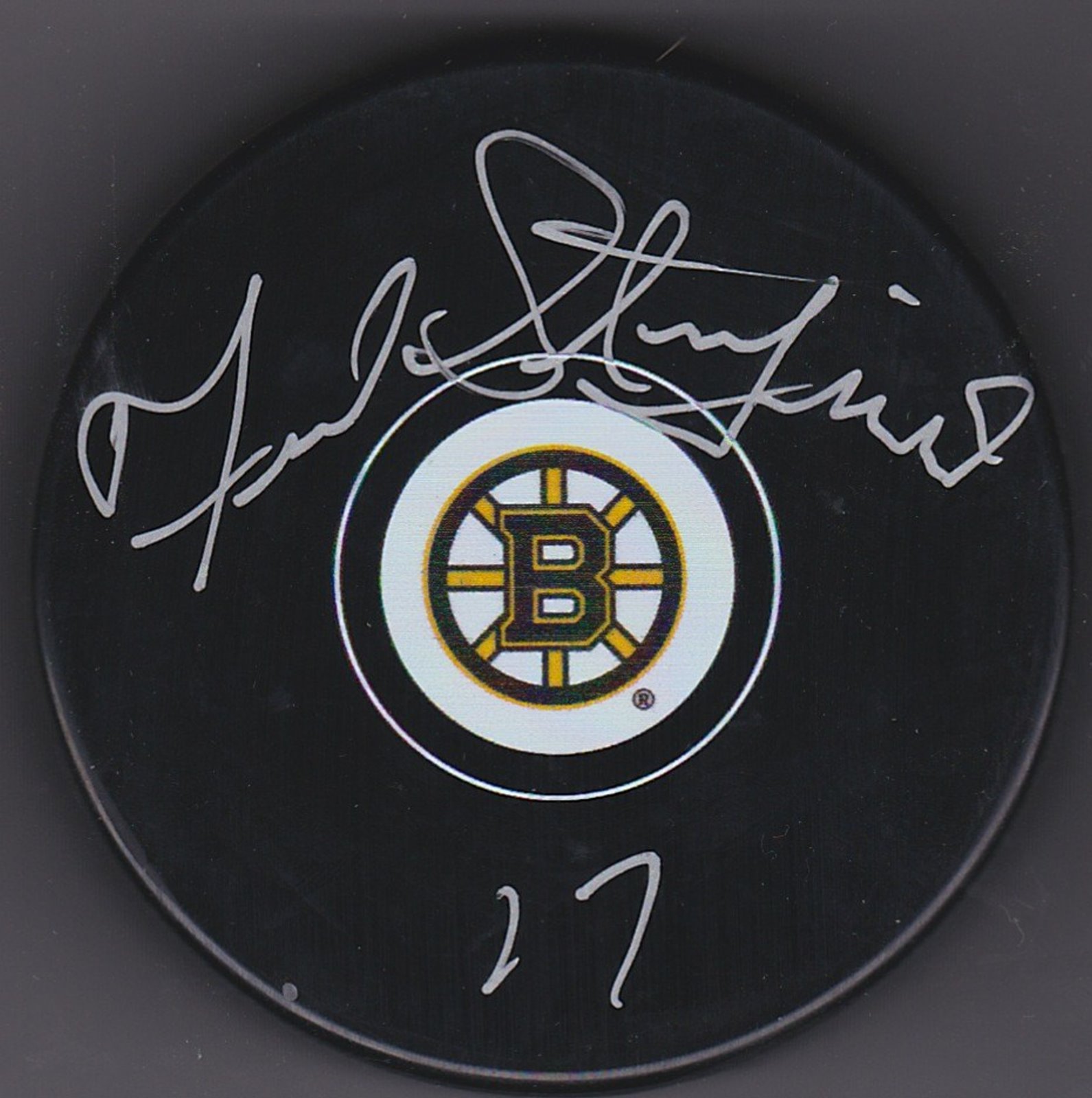 Fred Stanfield Autograph Boston Bruins Logo puck 