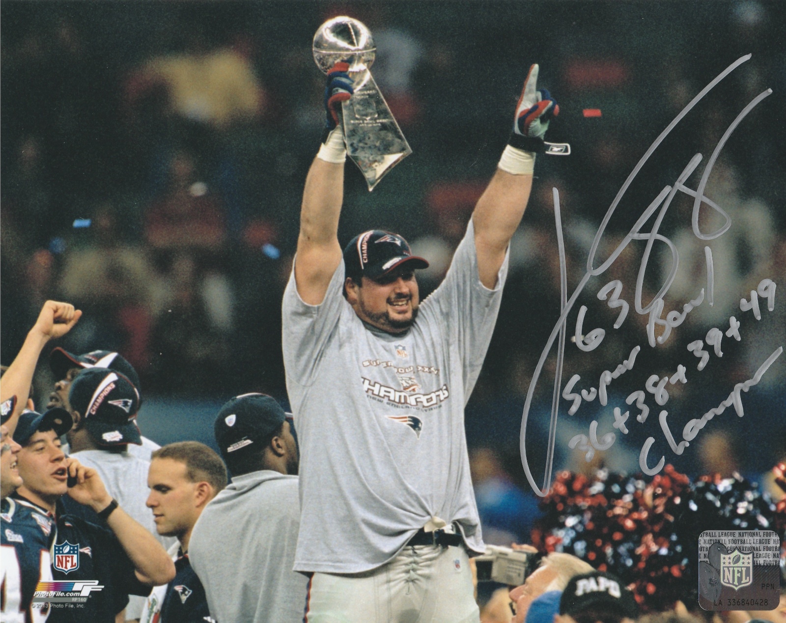 Joe Andruzzi Autograph 8x10 Color photo New England Patriots